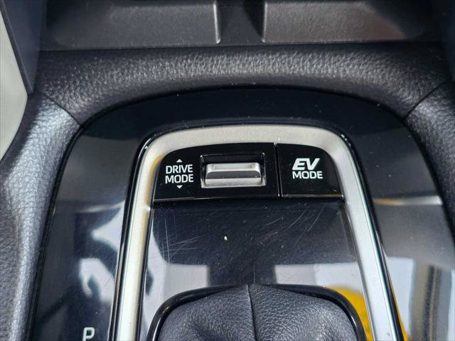 Used 2024 Toyota Corolla Cross AWD Hybrid image 35