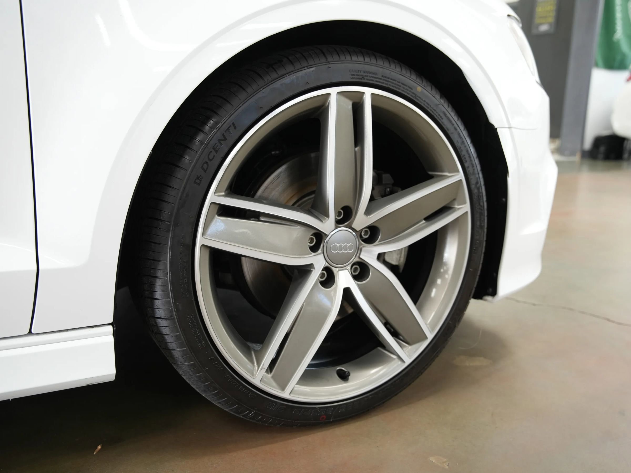 Used 2016 Audi A3 1.8T Premium image 11