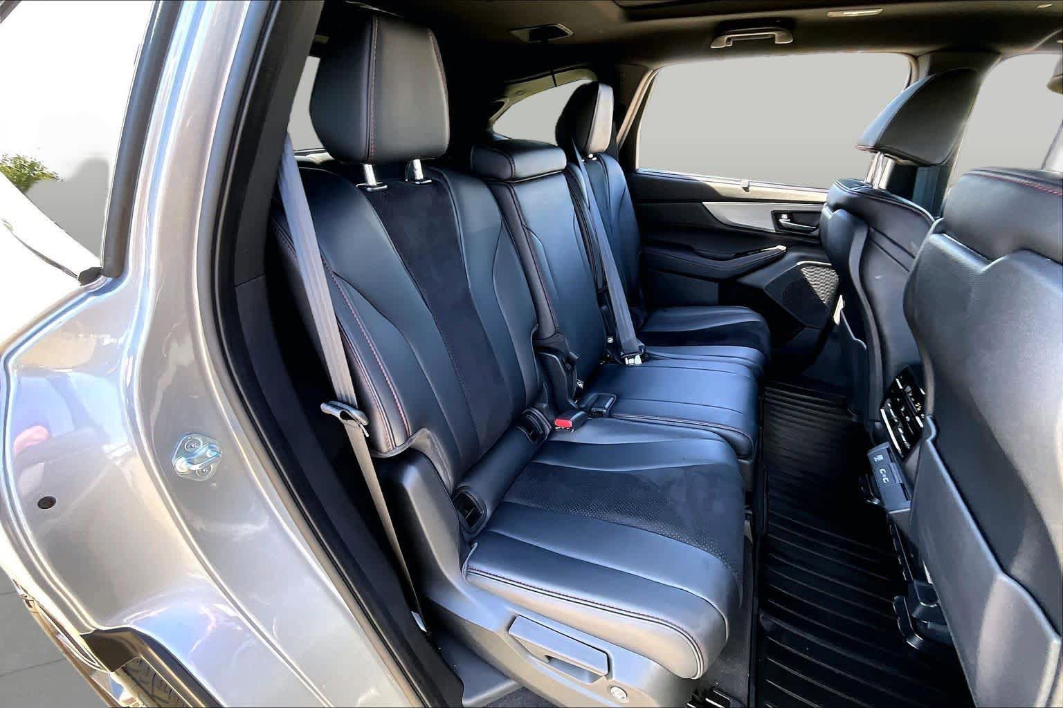 Used 2023 Acura MDX A-Spec AWD/4WD image 19
