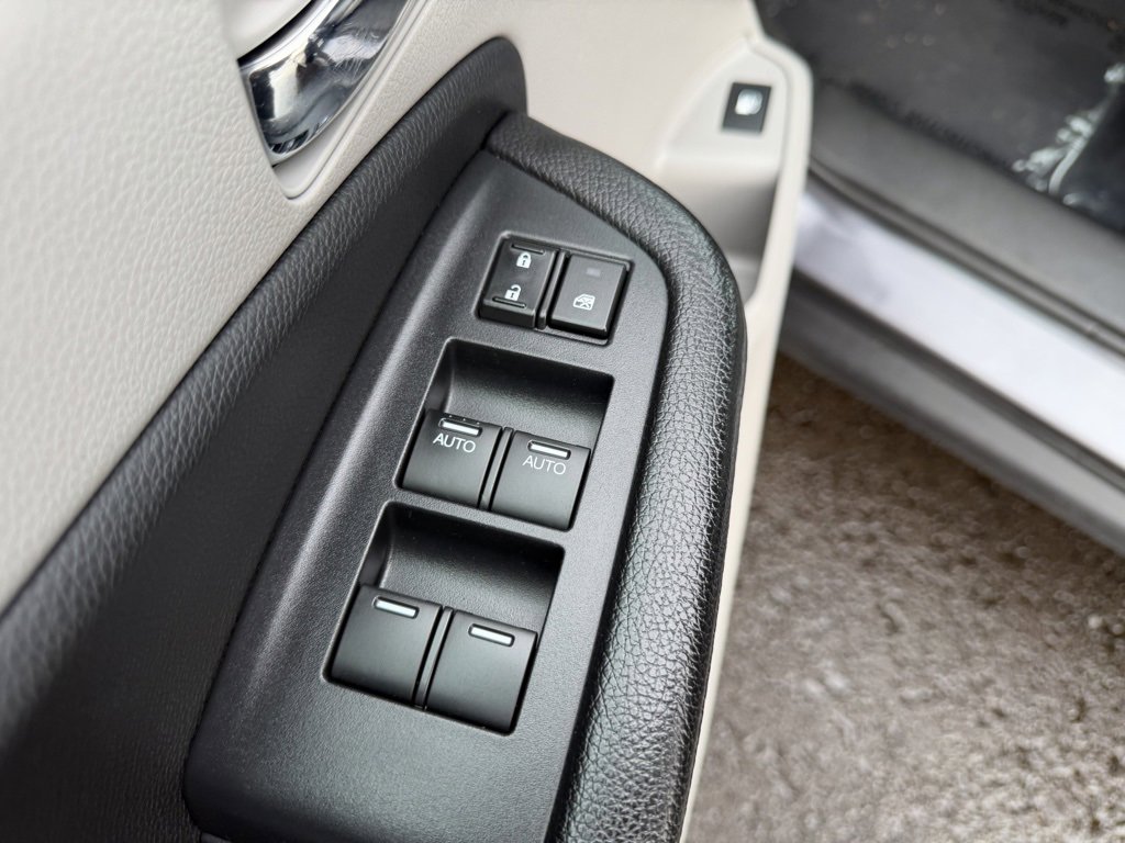 Used 2016 Honda Pilot LX image 12