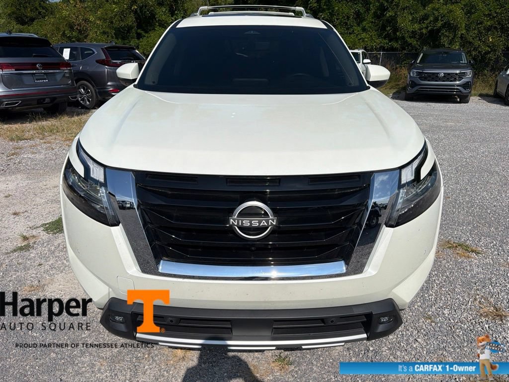 Used 2023 Nissan Pathfinder SL w/ SL Premium Package AWD/4WD image 8
