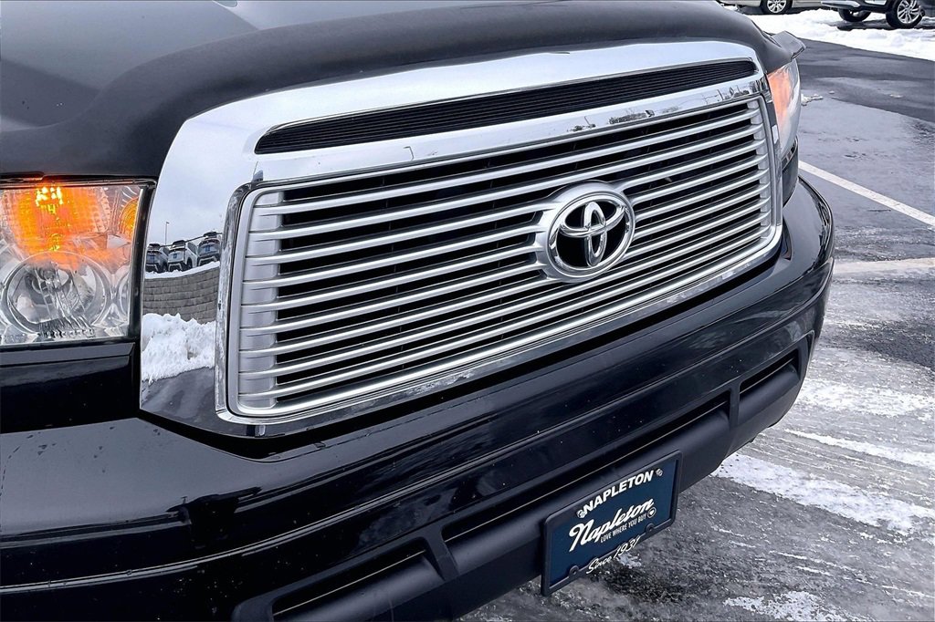 Used 2013 Toyota Tundra Limited image 29