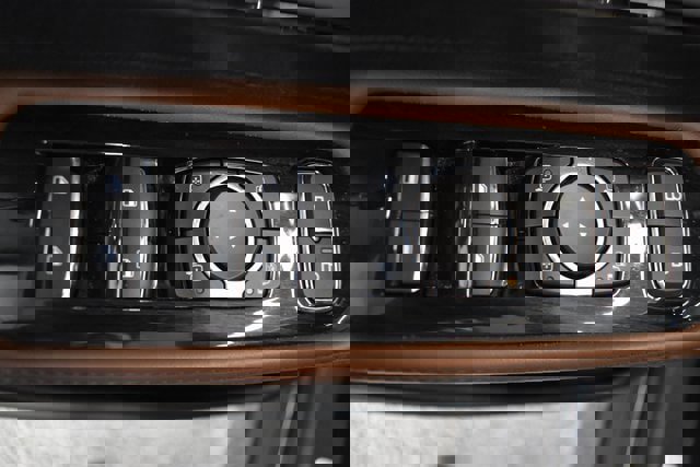 Used 2021 Lincoln Aviator Reserve w/ Equipment Group 201A image 23