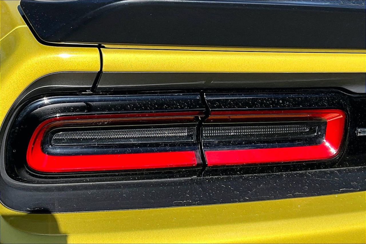 Used 2021 Dodge Challenger R/T Scat Pack w/ T/A Package image 18