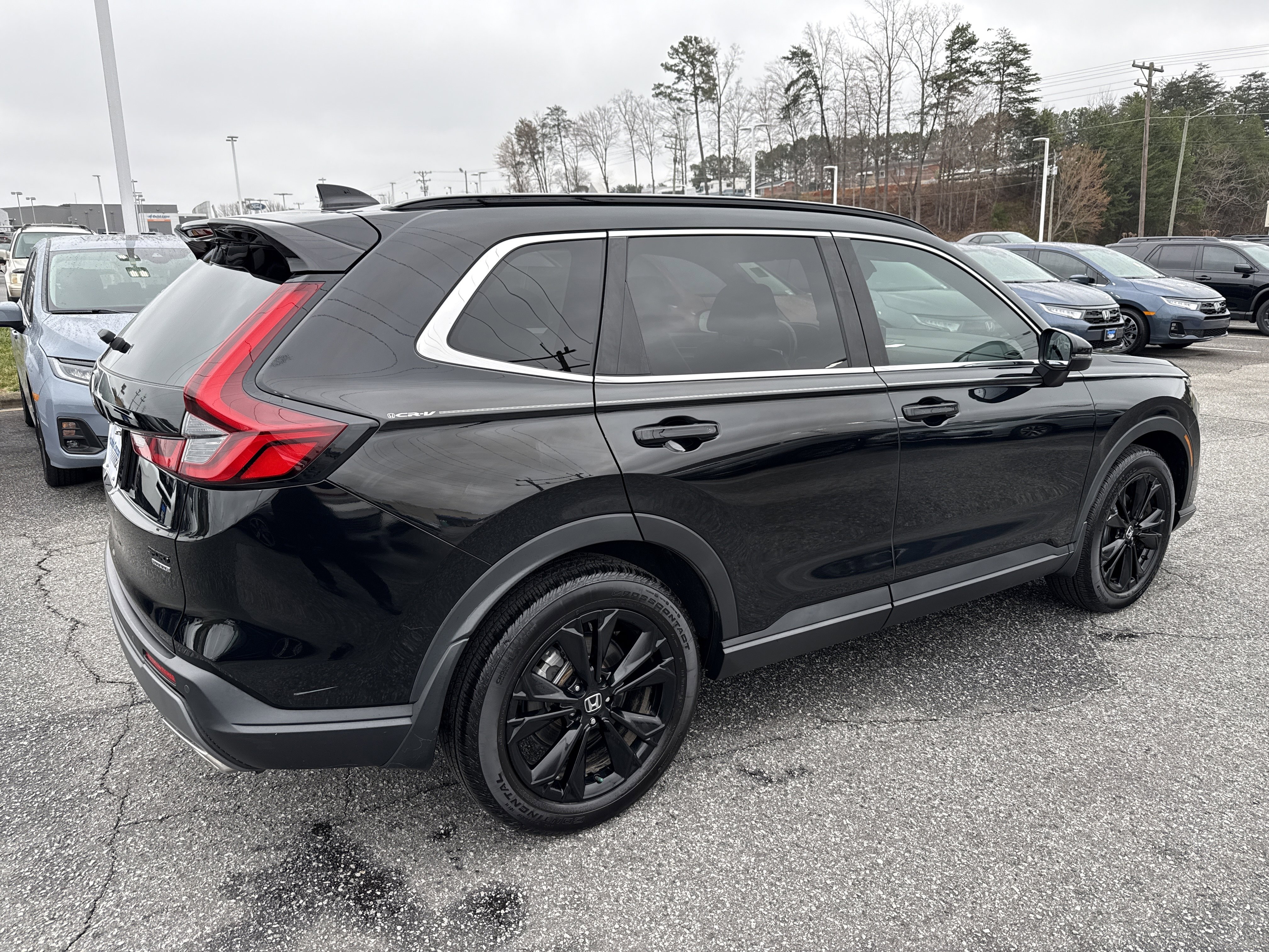 Used 2023 Honda CR-V Sport Touring image 10