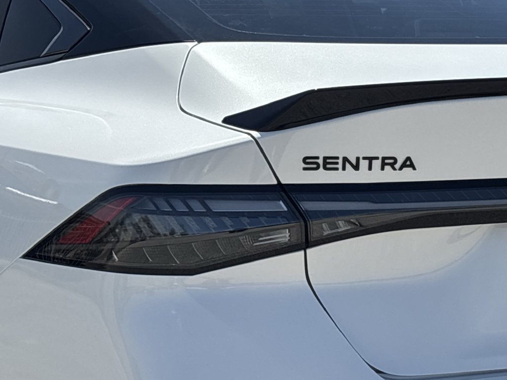 New 2027 Nissan Sentra SR FWD image 6