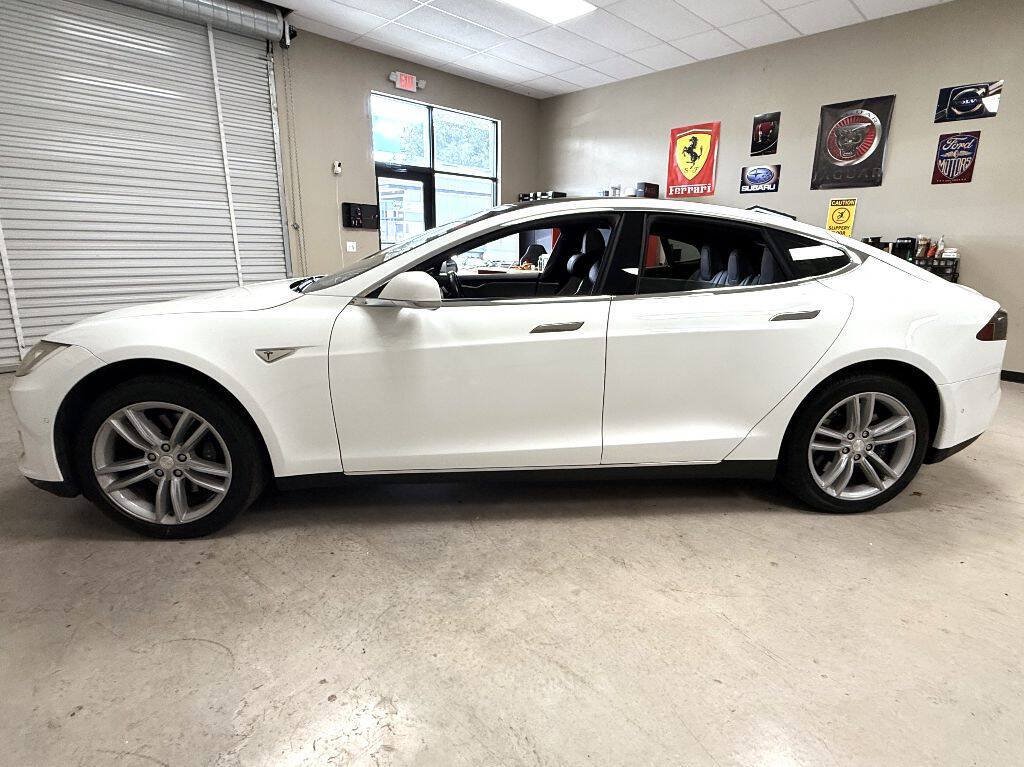 Used 2016 Tesla Model S 85 RWD image 7