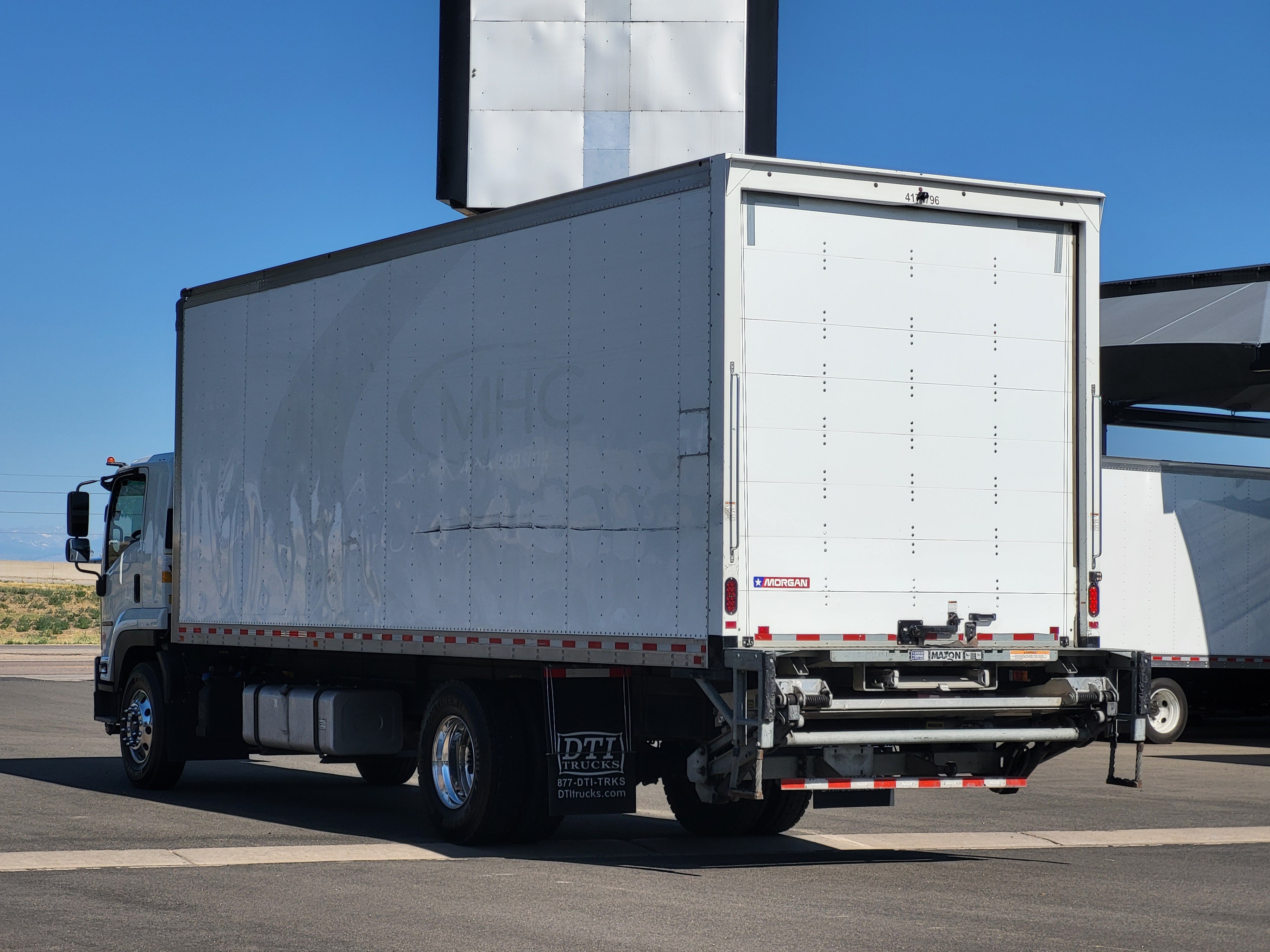 Used 2025 Isuzu FTR 6500 XD RWD image 5