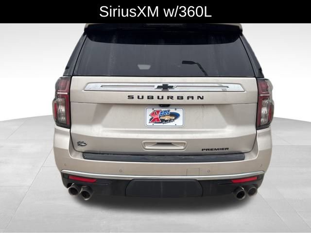 Used 2024 Chevrolet Suburban Premier image 7