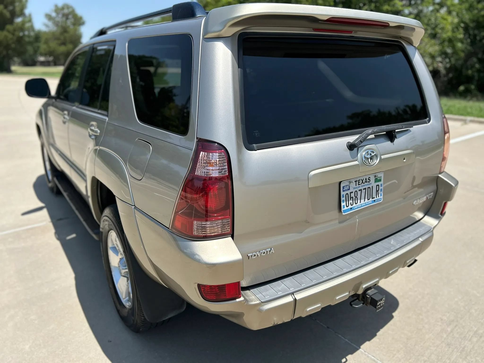 Used 2005 Toyota 4Runner SR5 RWD image 8