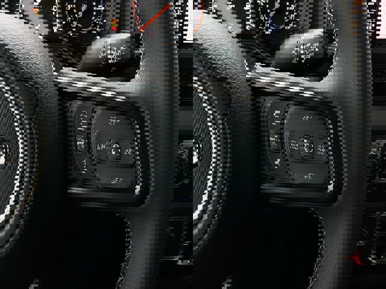 Used 2025 Jeep Gladiator Sport image 34