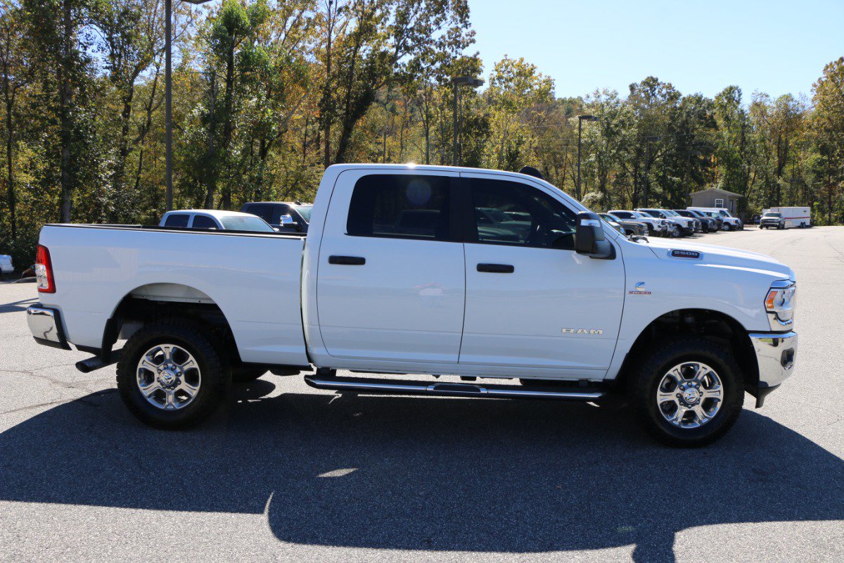 Used 2024 RAM 2500 Big Horn w/ Off Road Package AWD/4WD image 9