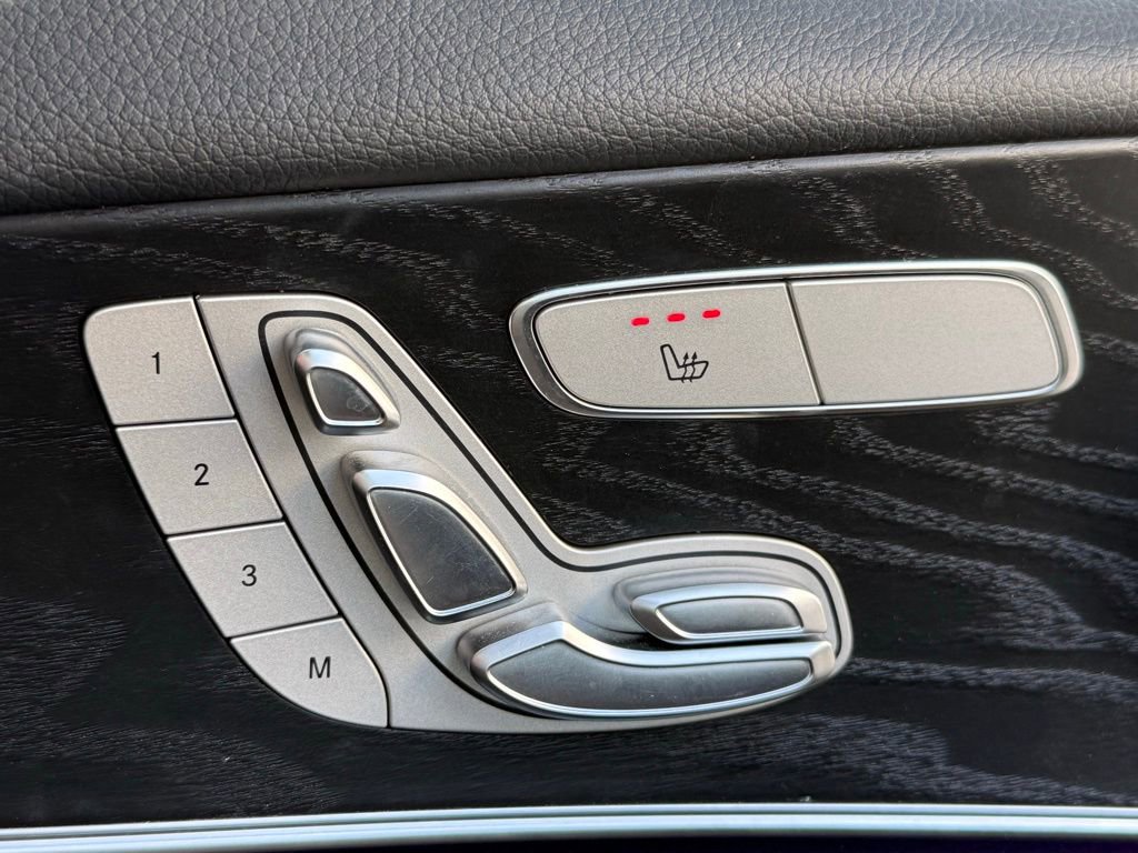 Used 2022 Mercedes-Benz E 350 Sedan image 15