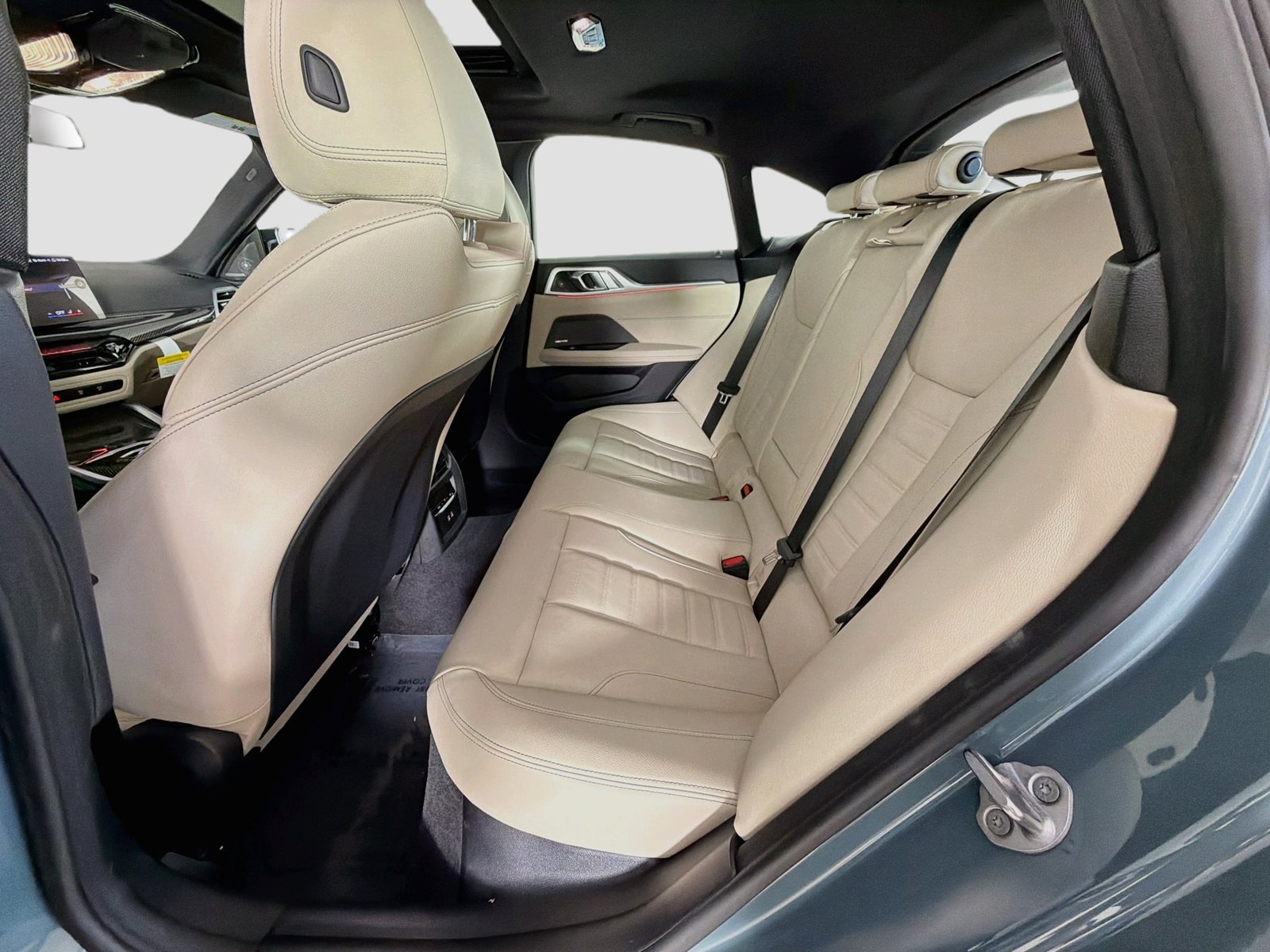 Used 2026 BMW M440i w/ Premium Package RWD image 26