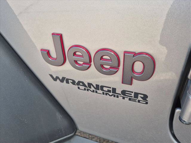 Used 2019 Jeep Wrangler Unlimited Rubicon w/ Cold Weather Group AWD/4WD image 10