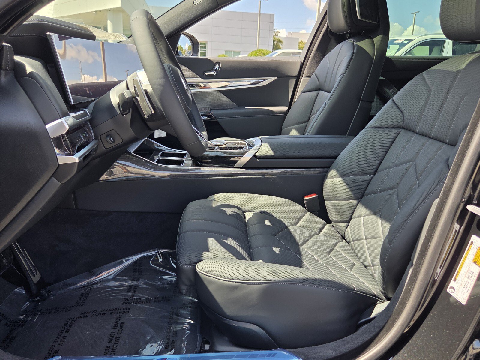 New 2026 BMW 740i RWD image 10
