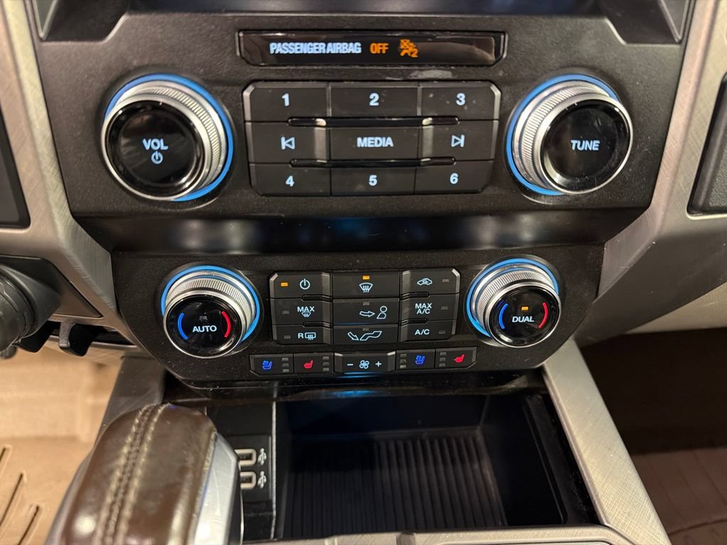 Used 2020 Ford F150 Limited w/ Trailer Tow Package AWD/4WD image 14