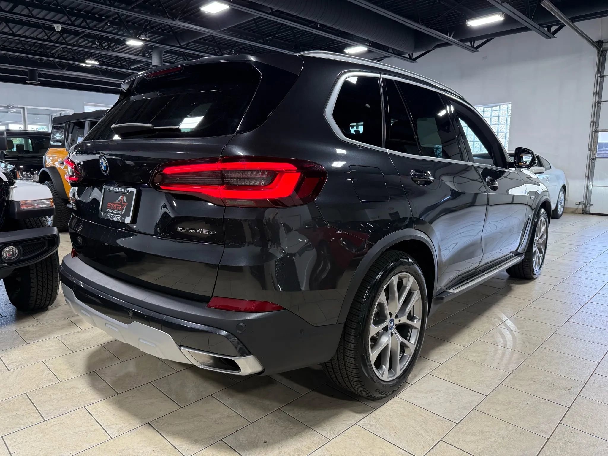 Used 2022 BMW X5 xDrive45e image 5