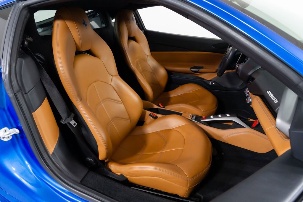 Used 2018 Ferrari 488 GTB RWD image 35