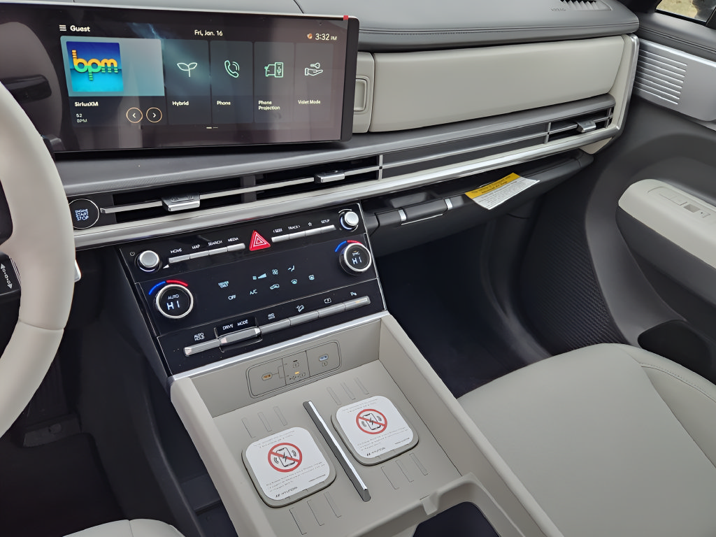 New 2026 Hyundai Santa Fe SE AWD/4WD image 15