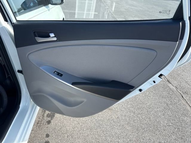 Used 2015 Hyundai Accent GLS image 16