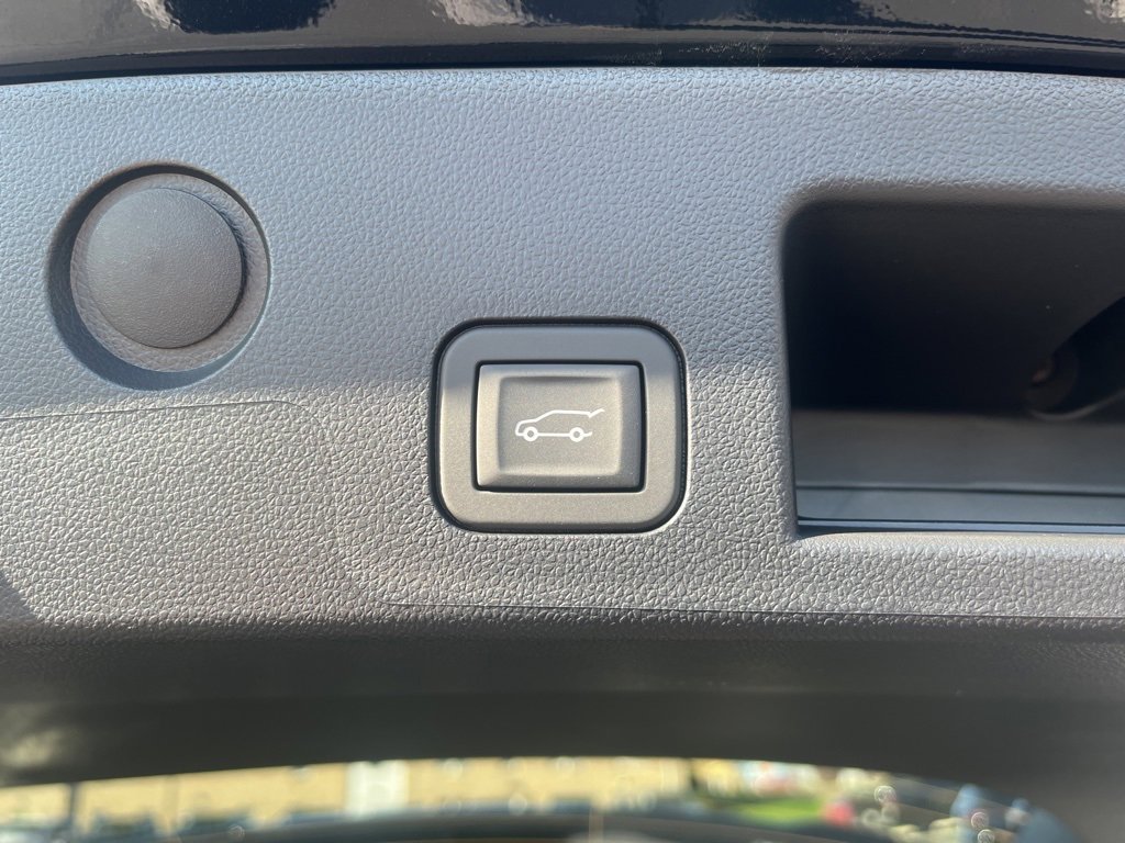 New 2026 Chevrolet Equinox ACTIV w/ Convenience Package III image 6