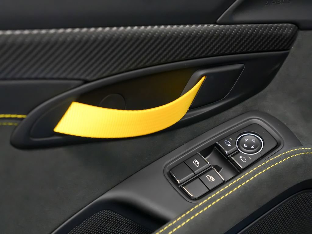 Certified 2025 Porsche 718 Boxster Spyder RS RWD image 20