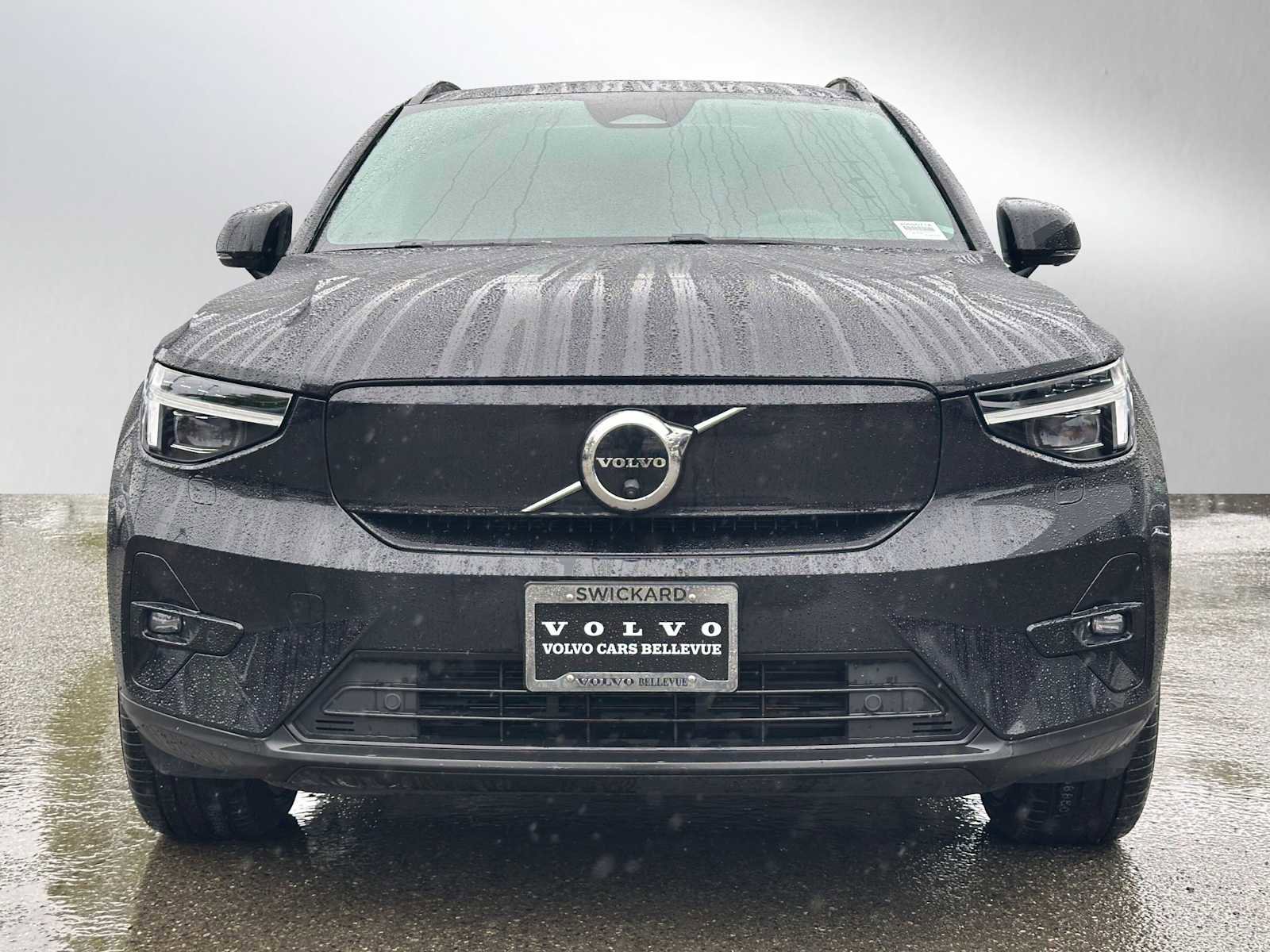 Certified 2023 Volvo XC40 Recharge Ultimate w/ Protection Package Premier AWD/4WD image 9
