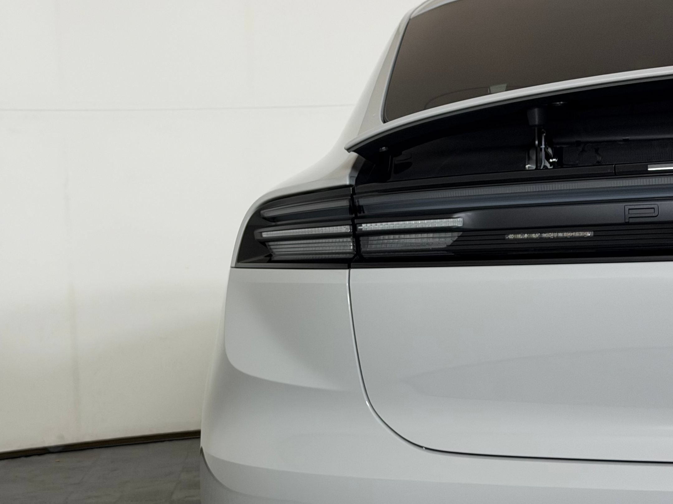 Used 2026 Porsche Macan Electric RWD image 36
