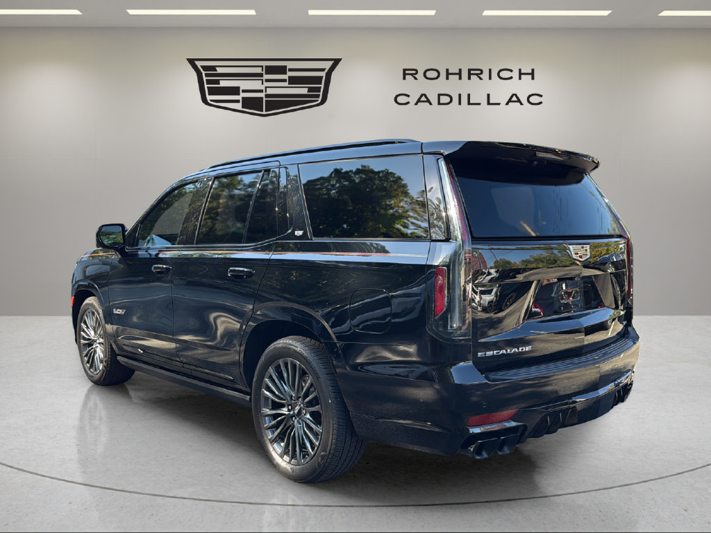 Certified 2023 Cadillac Escalade V w/ Heavy-Duty Trailer Package AWD/4WD image 6