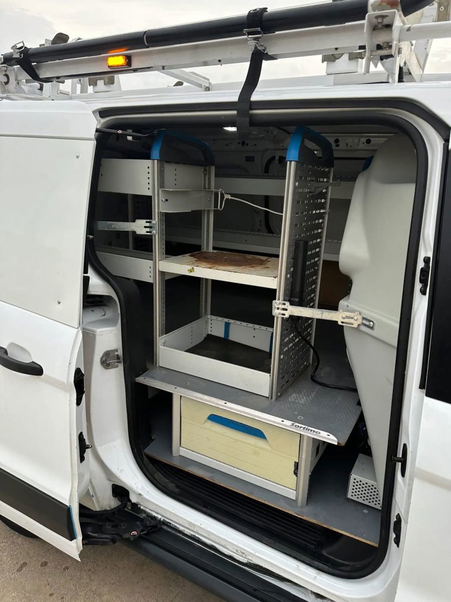 Used 2016 Ford Transit Connect XL FWD image 23