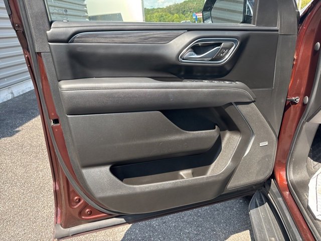Used 2023 GMC Yukon SLT image 11