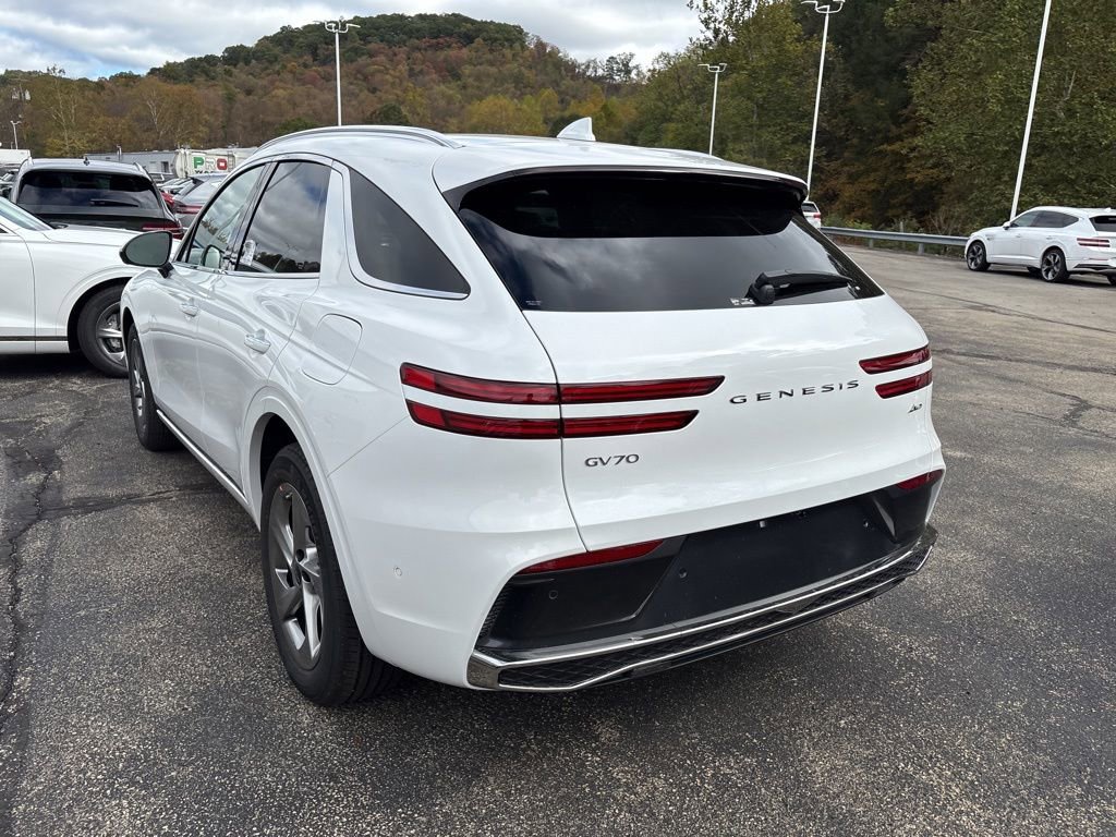 New 2026 Genesis GV70 2.5T Advanced image 3