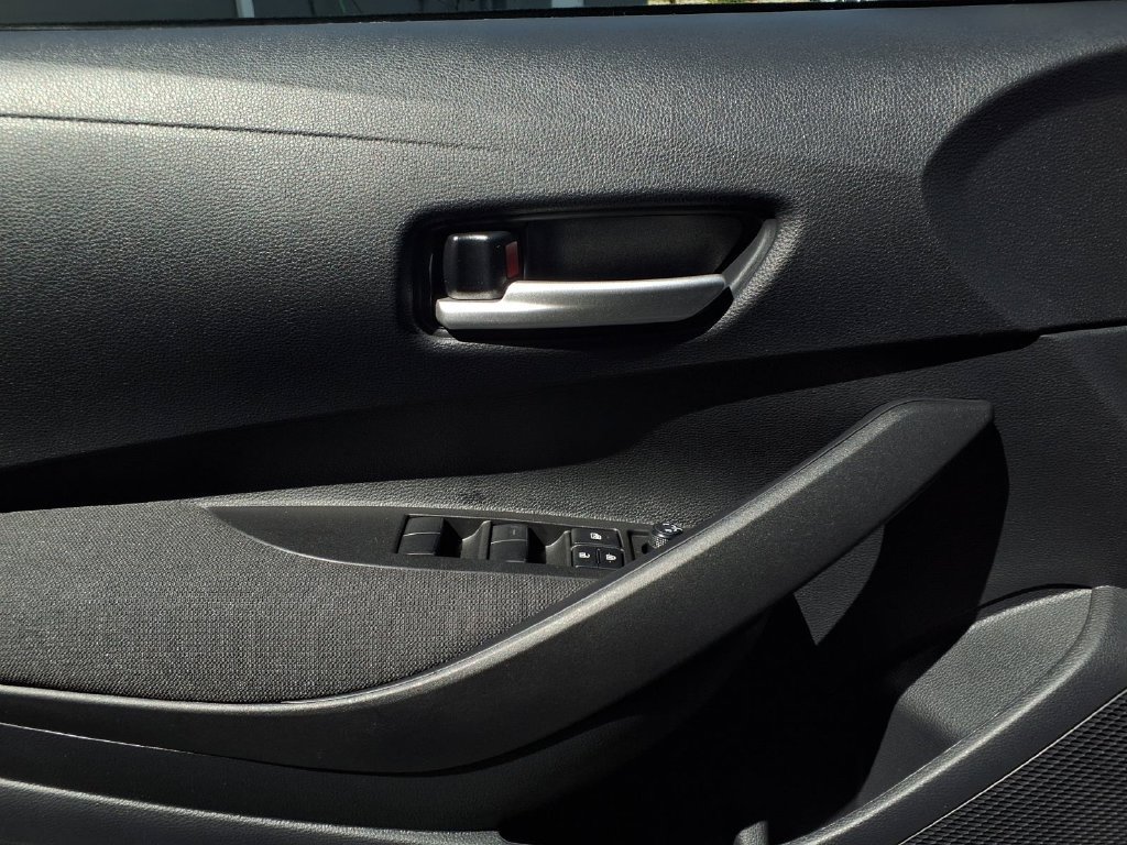 Certified 2026 Toyota Corolla SE w/ SE Package FWD image 19