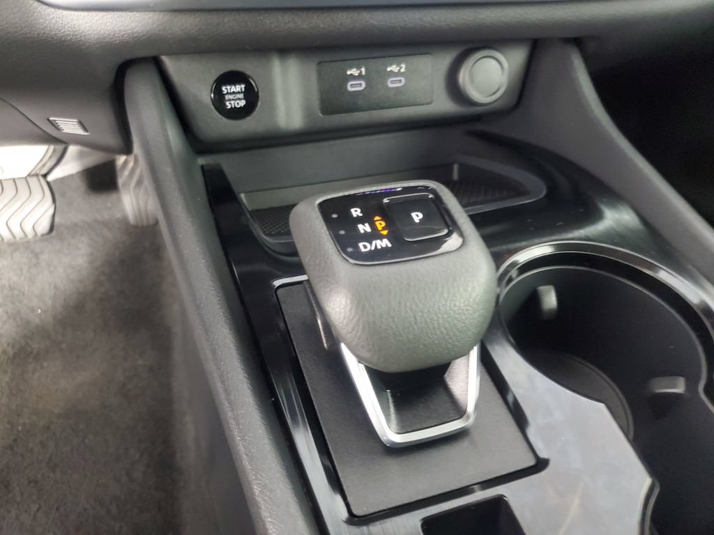 Used 2025 Nissan Rogue SV FWD image 18