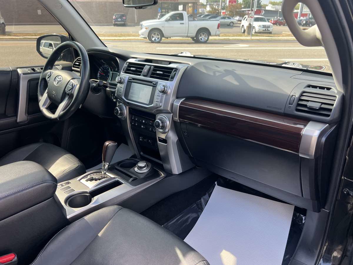 Used 2016 Toyota 4Runner Limited image 19