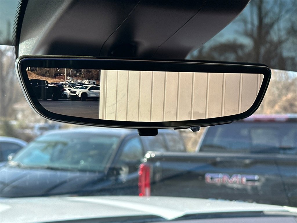 Used 2024 GMC Sierra 3500 Denali w/ Denali Reserve Package image 32