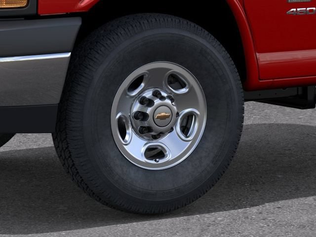 New 2026 Chevrolet Express 3500 RWD image 9