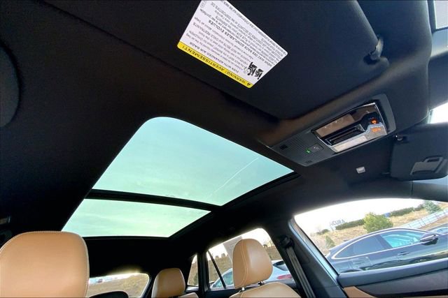 Used 2024 Volkswagen Atlas Cross Sport SEL R-Line image 32