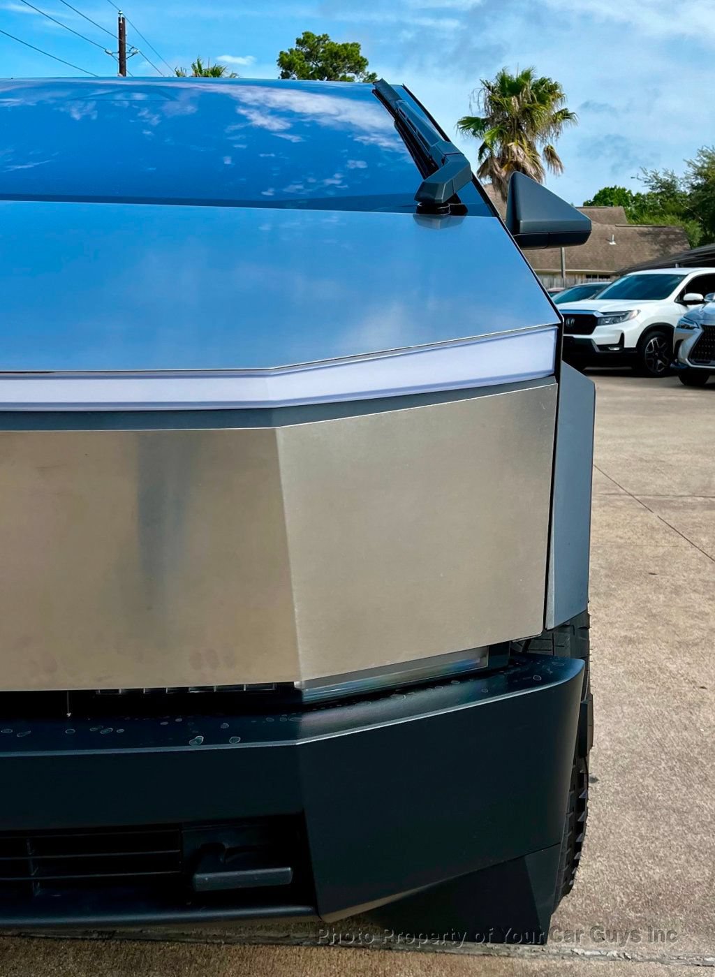 Used 2025 Tesla Cybertruck AWD Crew Cab image 13