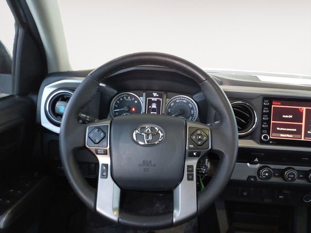 Used 2020 Toyota Tacoma SR5 image 12