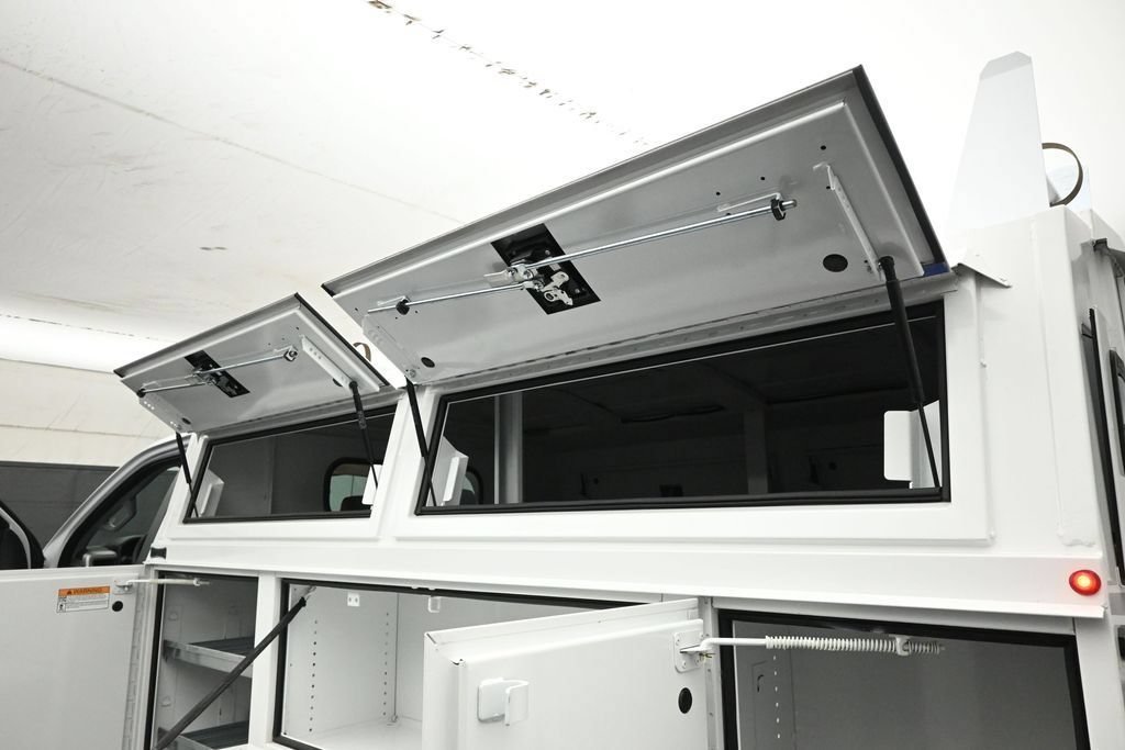 New 2026 Ford F350 XL w/ XL Chrome Package RWD image 19
