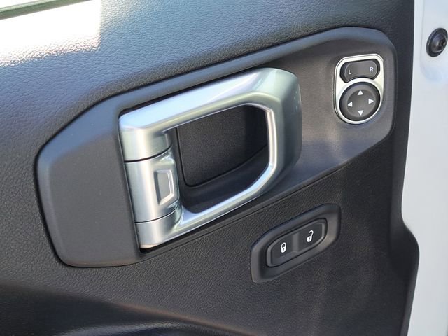 Used 2023 Jeep Gladiator Willys image 17