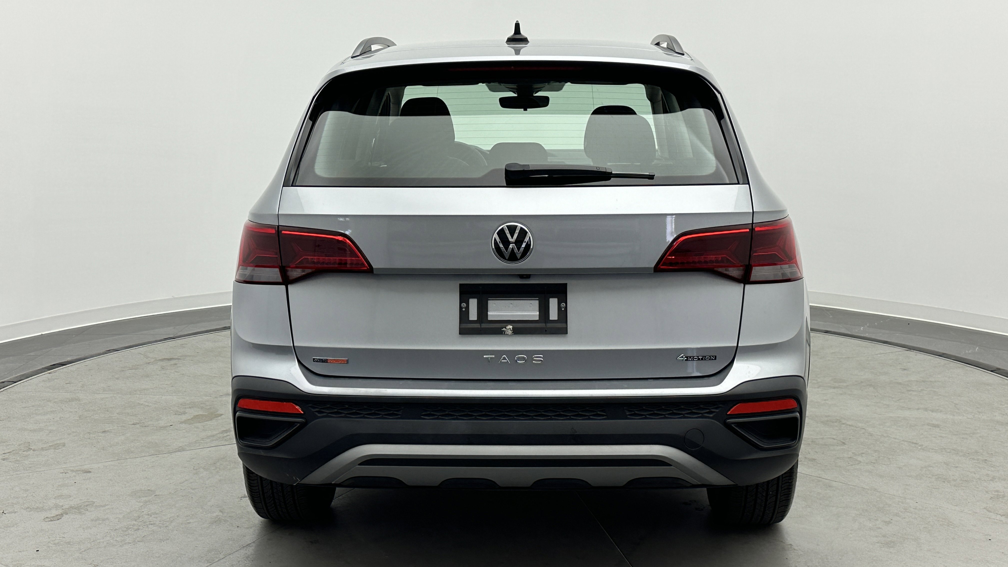 Used 2024 Volkswagen Taos S image 6