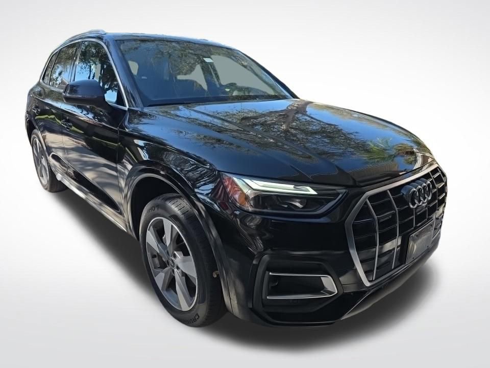 Used 2023 Audi Q5 2.0T Premium Plus w/ Premium Plus Package image 2