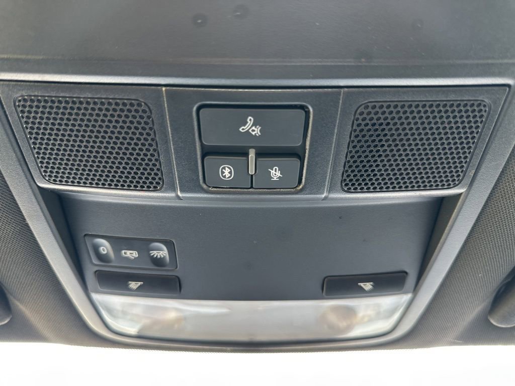 Used 2012 Volkswagen Beetle 2.5 image 25