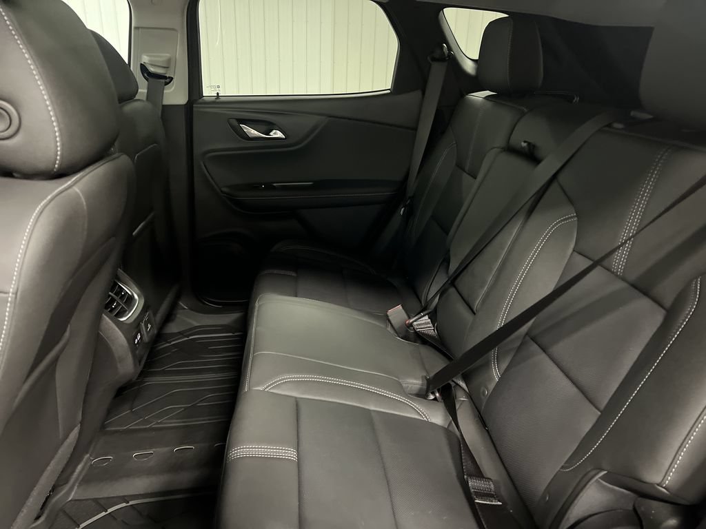 New 2026 Chevrolet Blazer LT w/ Sound & Technology Package AWD/4WD image 13