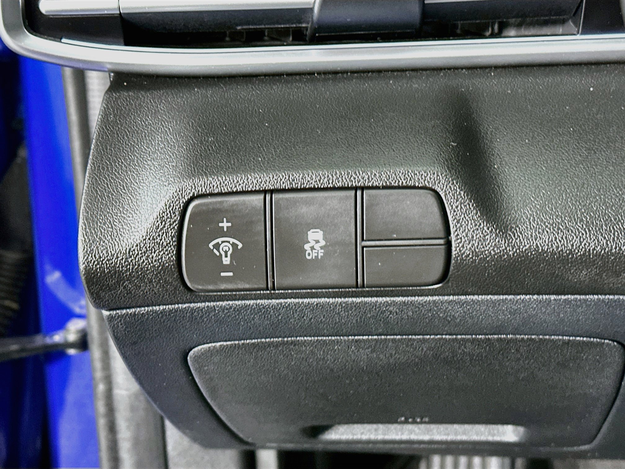 Used 2025 Hyundai Elantra SEL FWD image 17