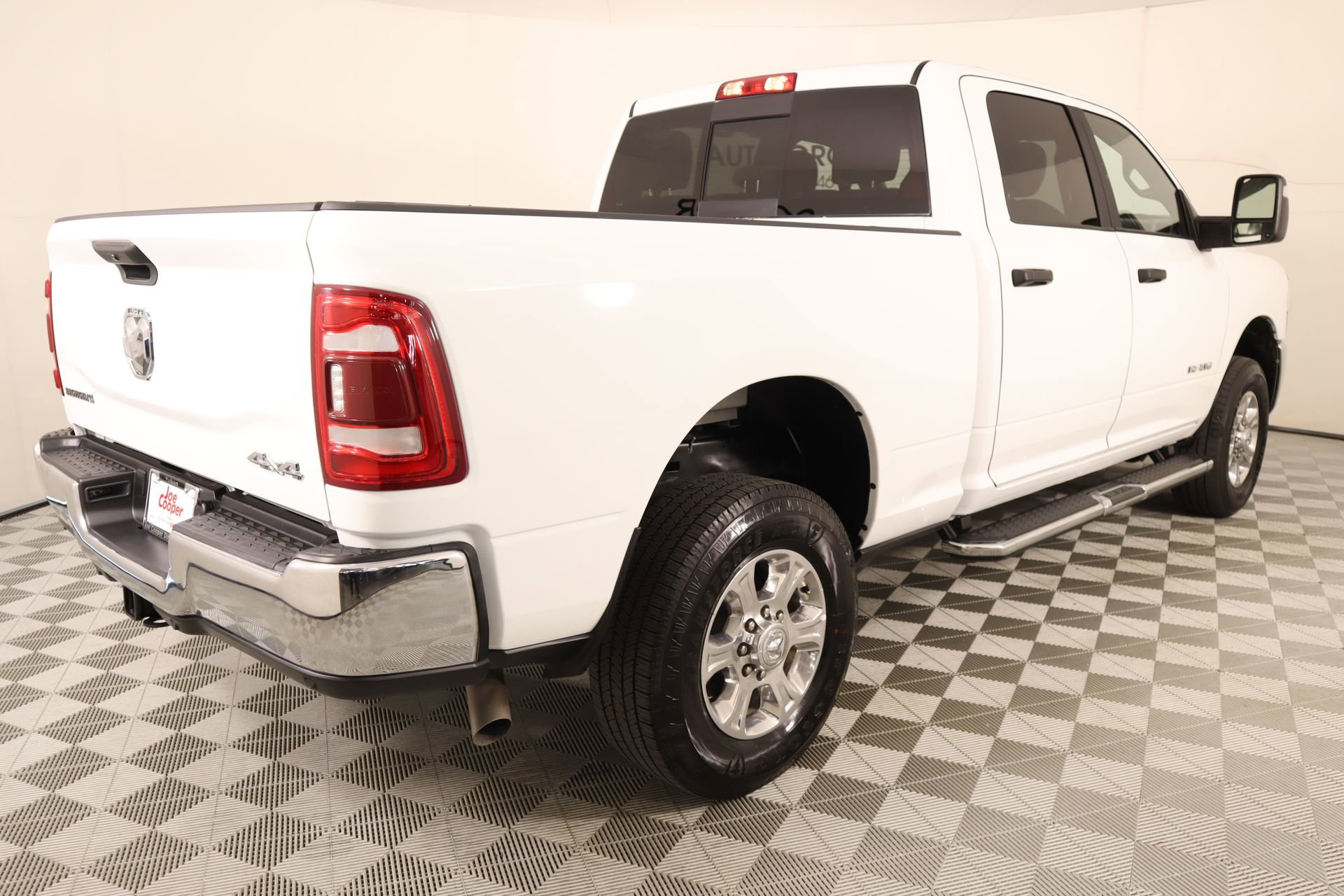 Used 2023 RAM 1500 Classic SLT w/ Electronics Group image 20