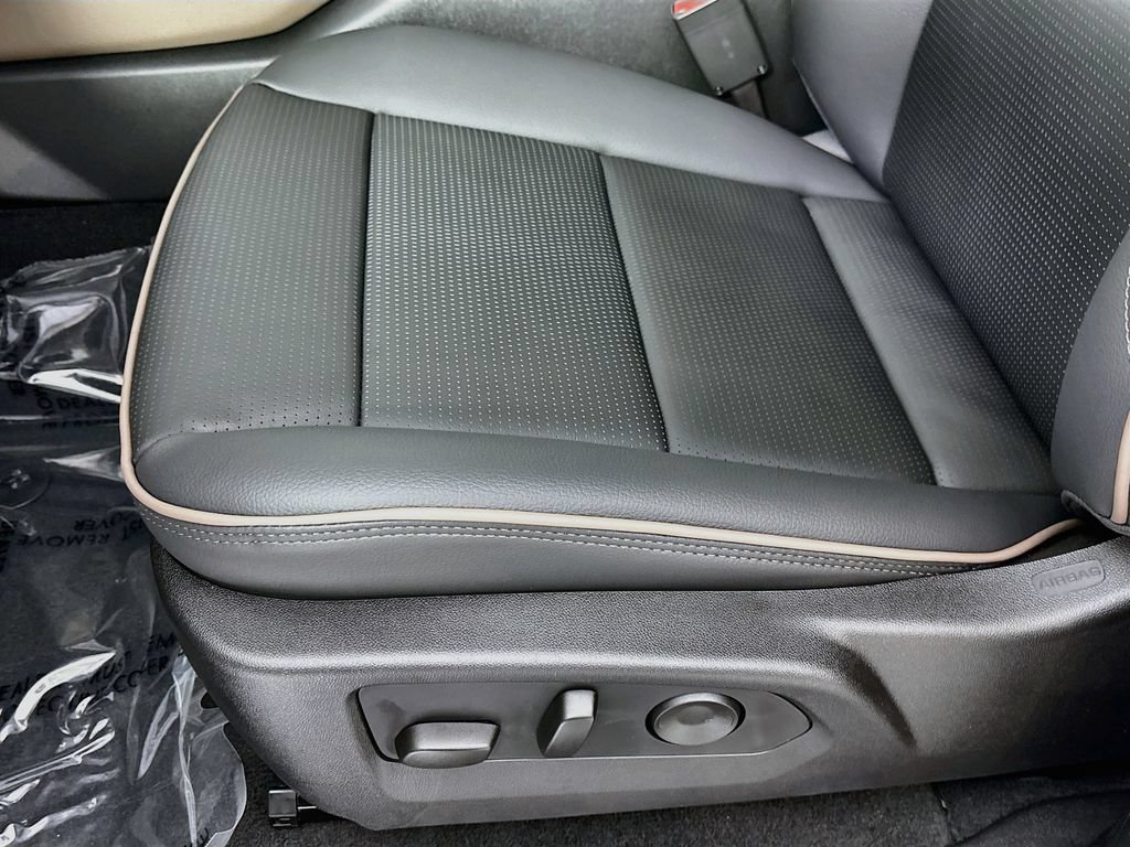 New 2026 GMC Canyon Denali AWD/4WD image 19